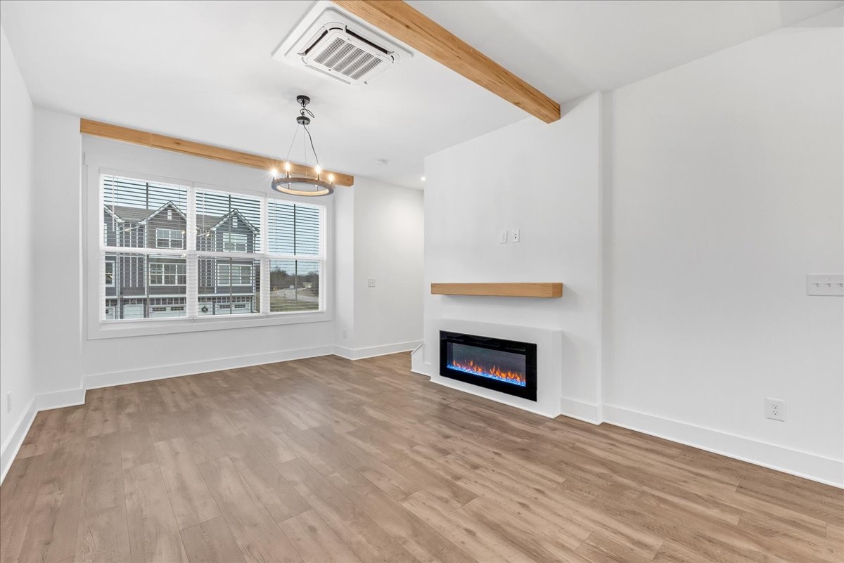 102 Harper Lndg