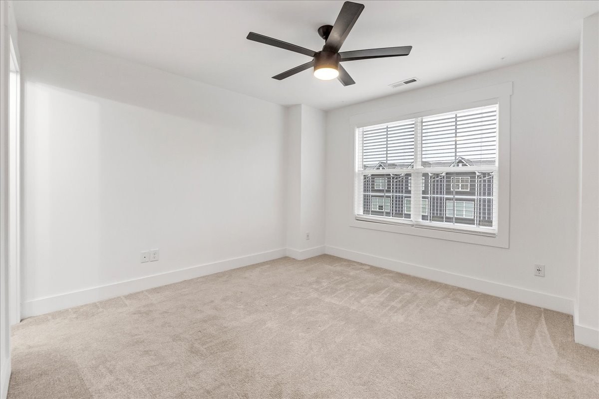 102 Harper Lndg