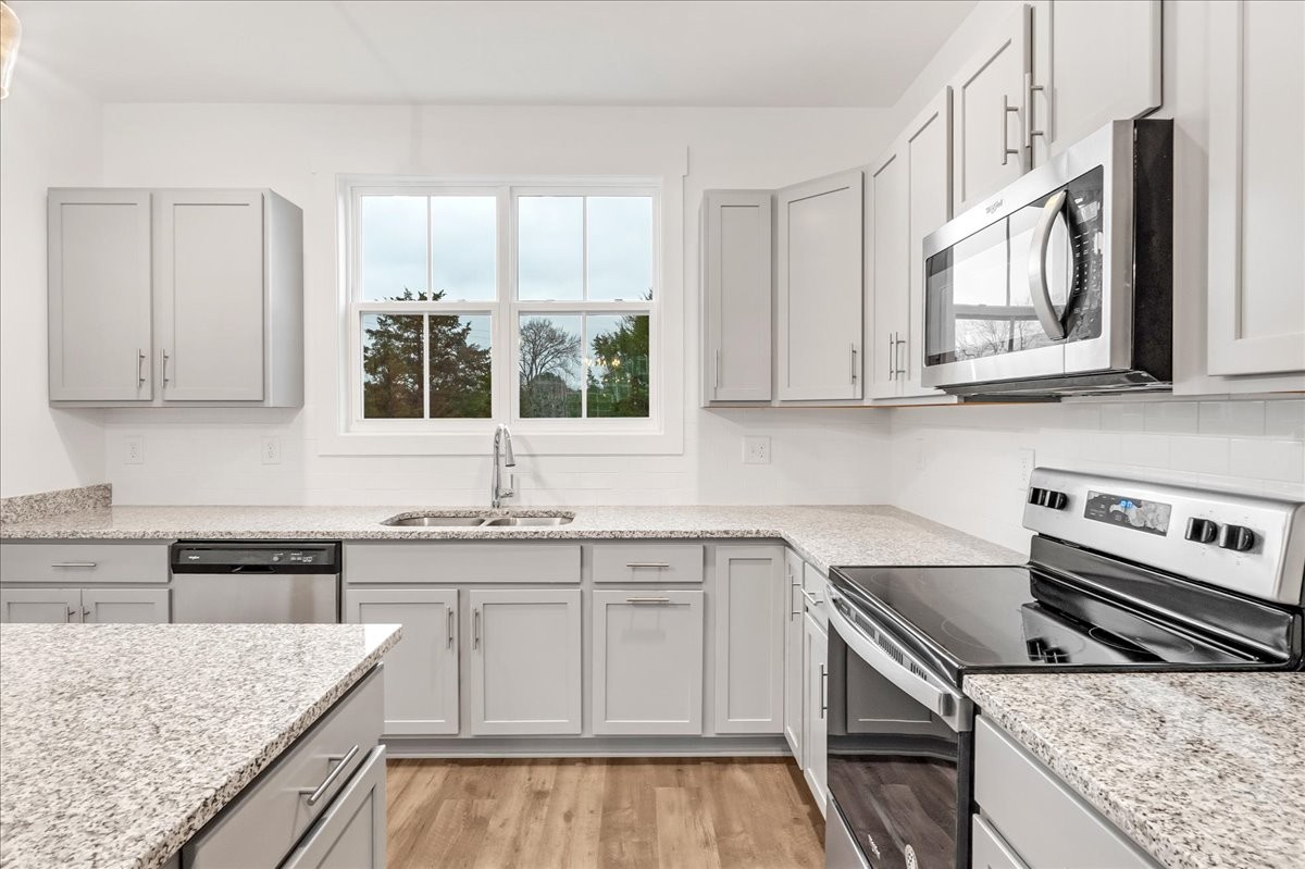 102 Harper Lndg