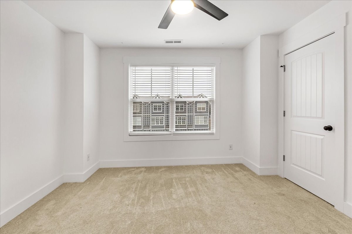 102 Harper Lndg