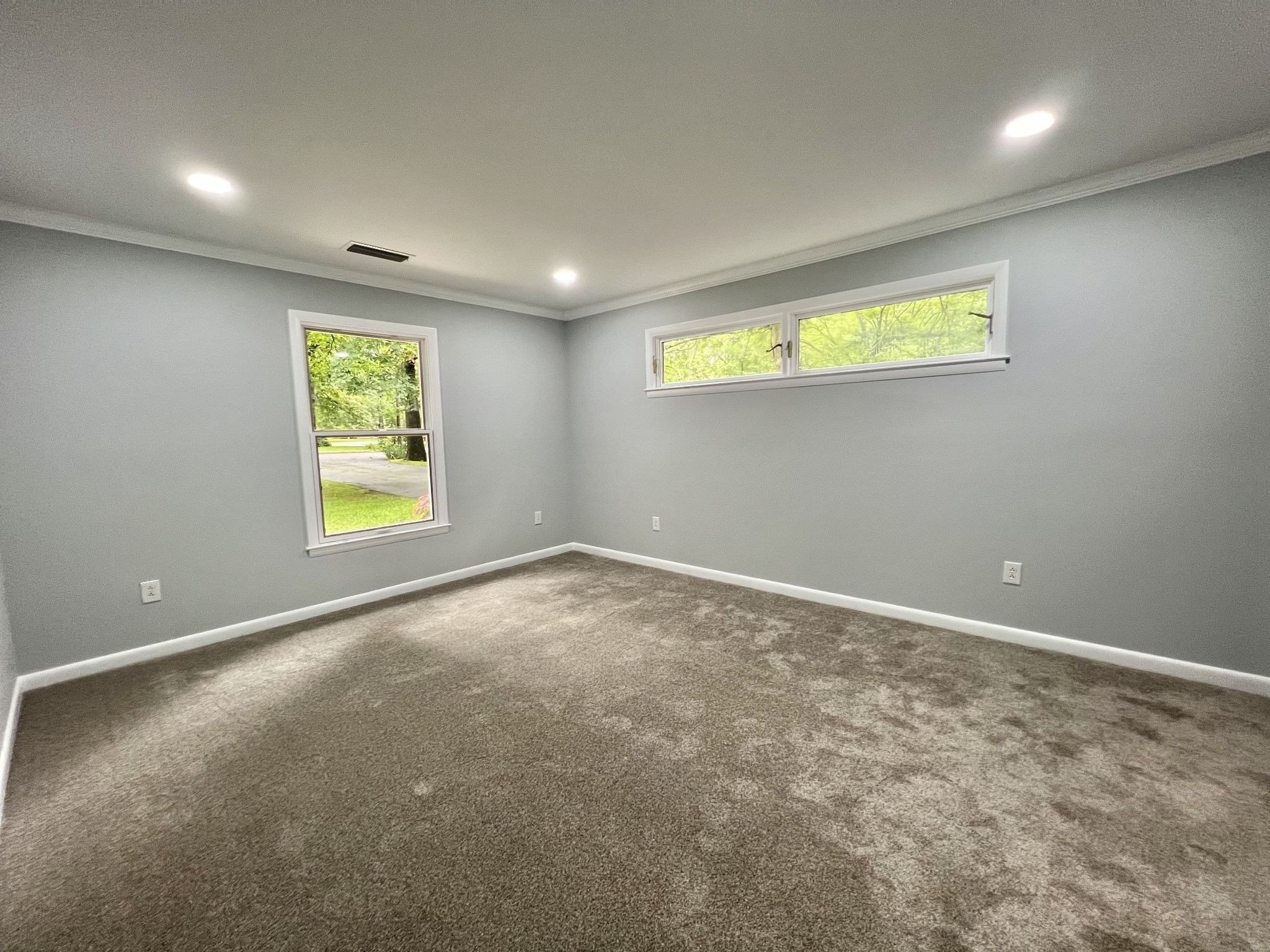 304 Sharondale Dr