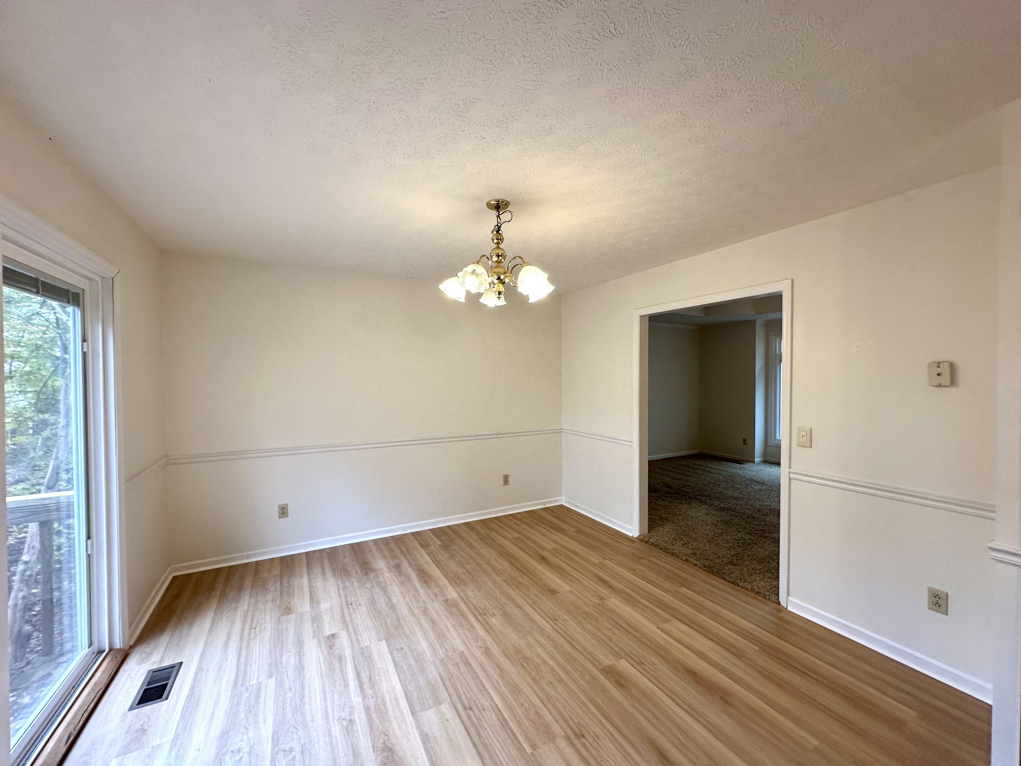 102 Keri Dr