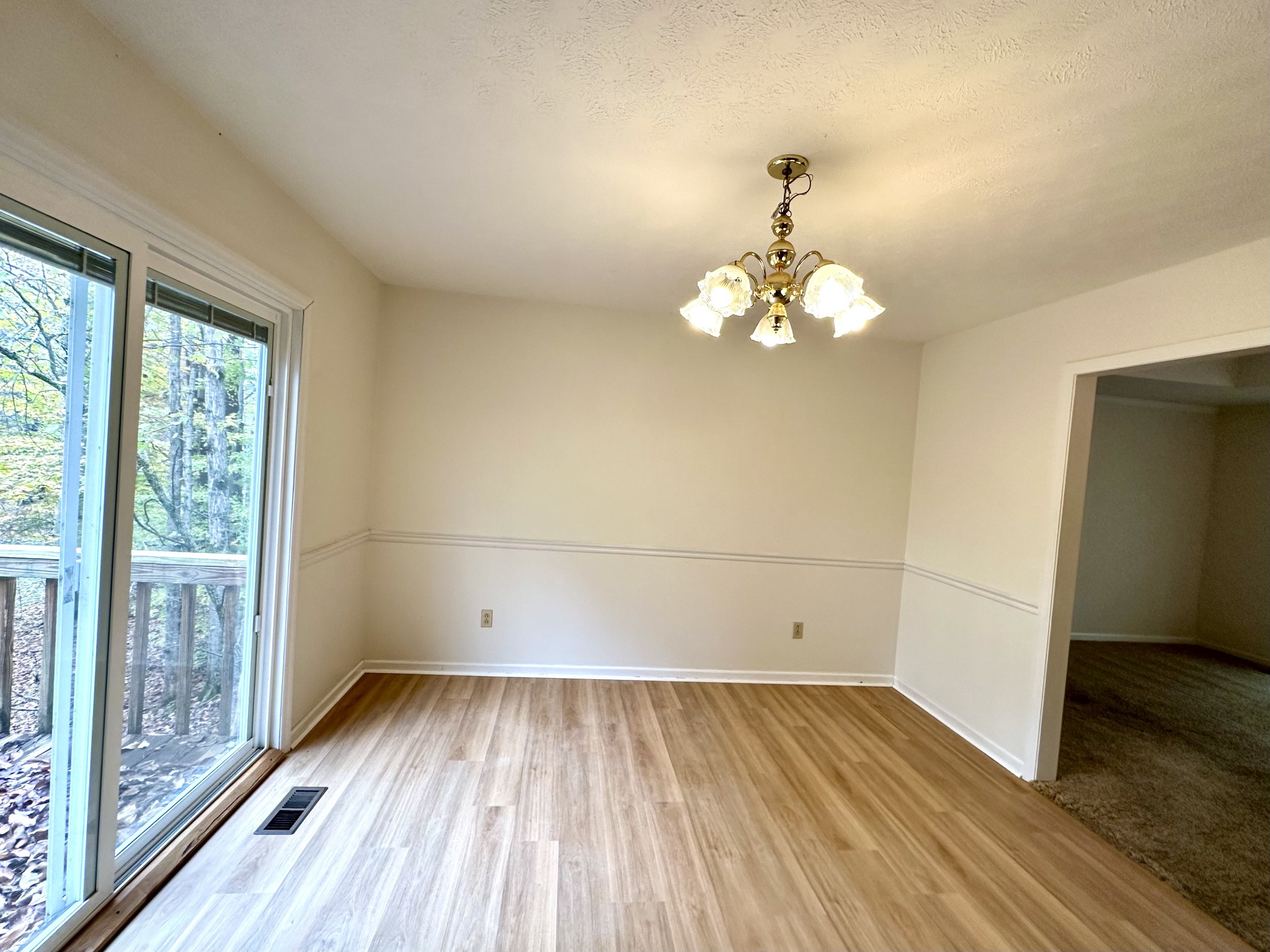 102 Keri Dr