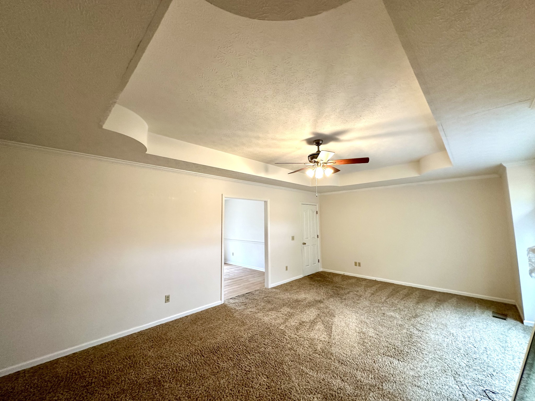 102 Keri Dr