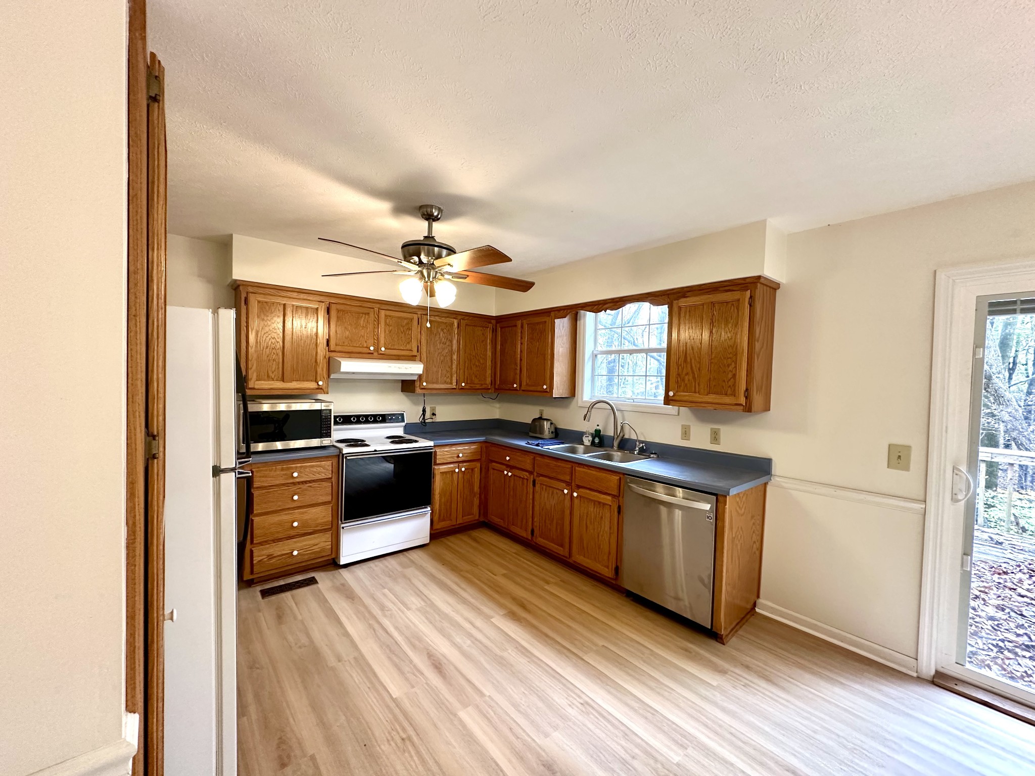 102 Keri Dr