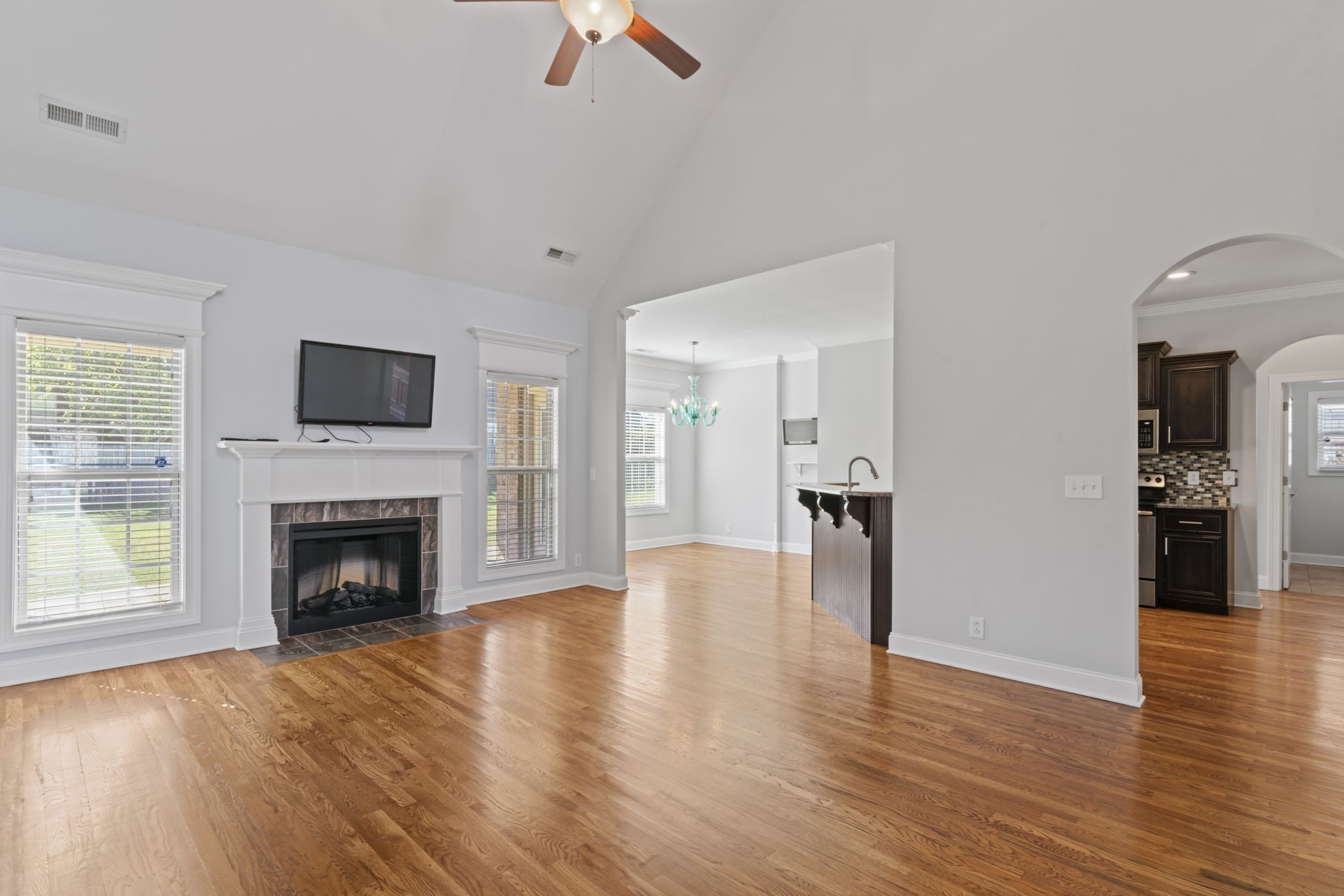 1918 Jose Way