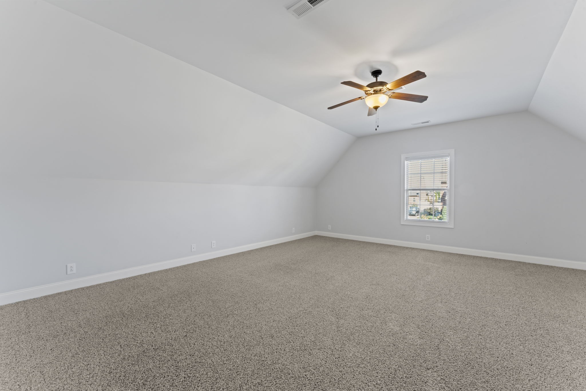 1918 Jose Way