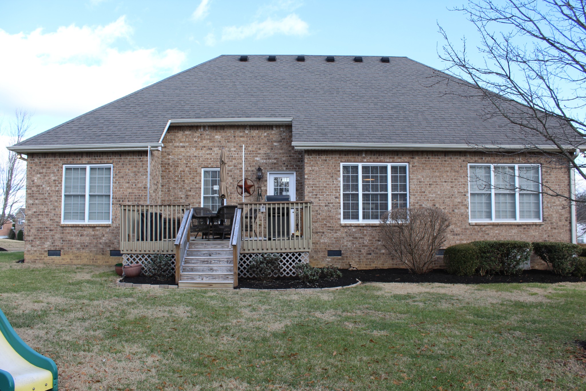 100 Kensington Ct