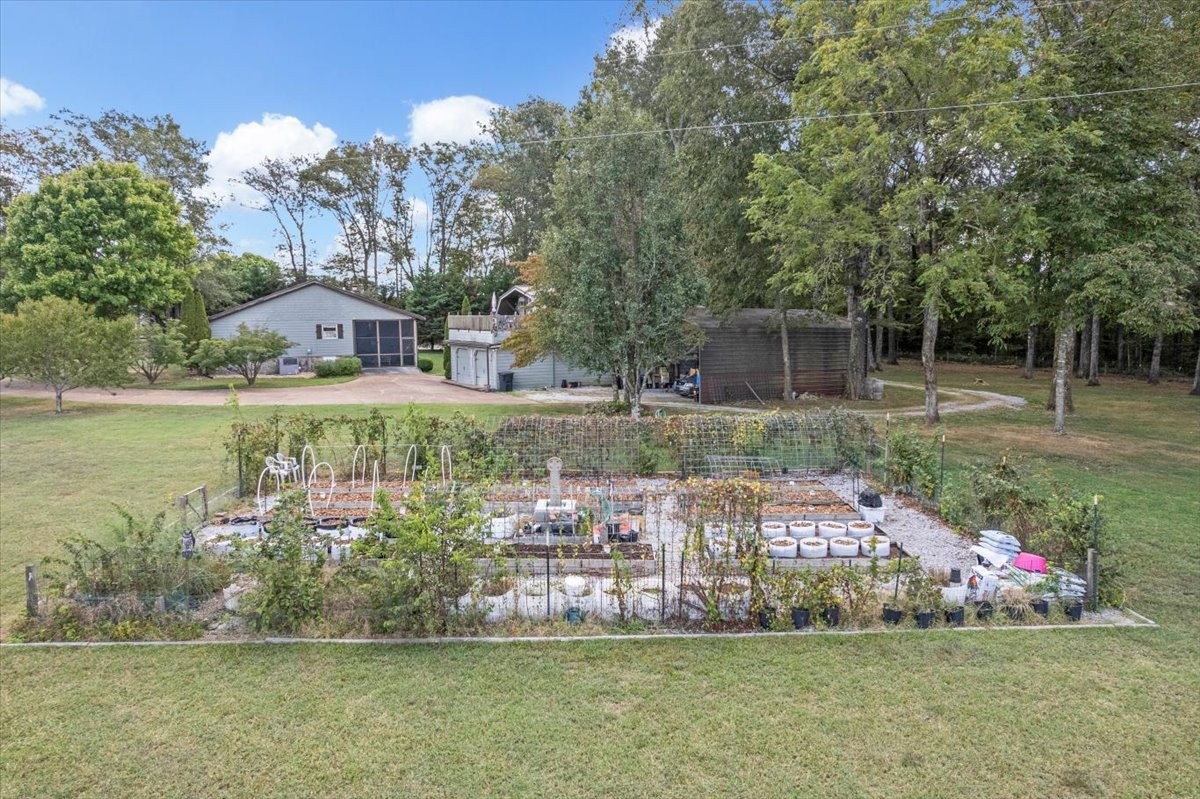 312 Roscoe Lynn Rd