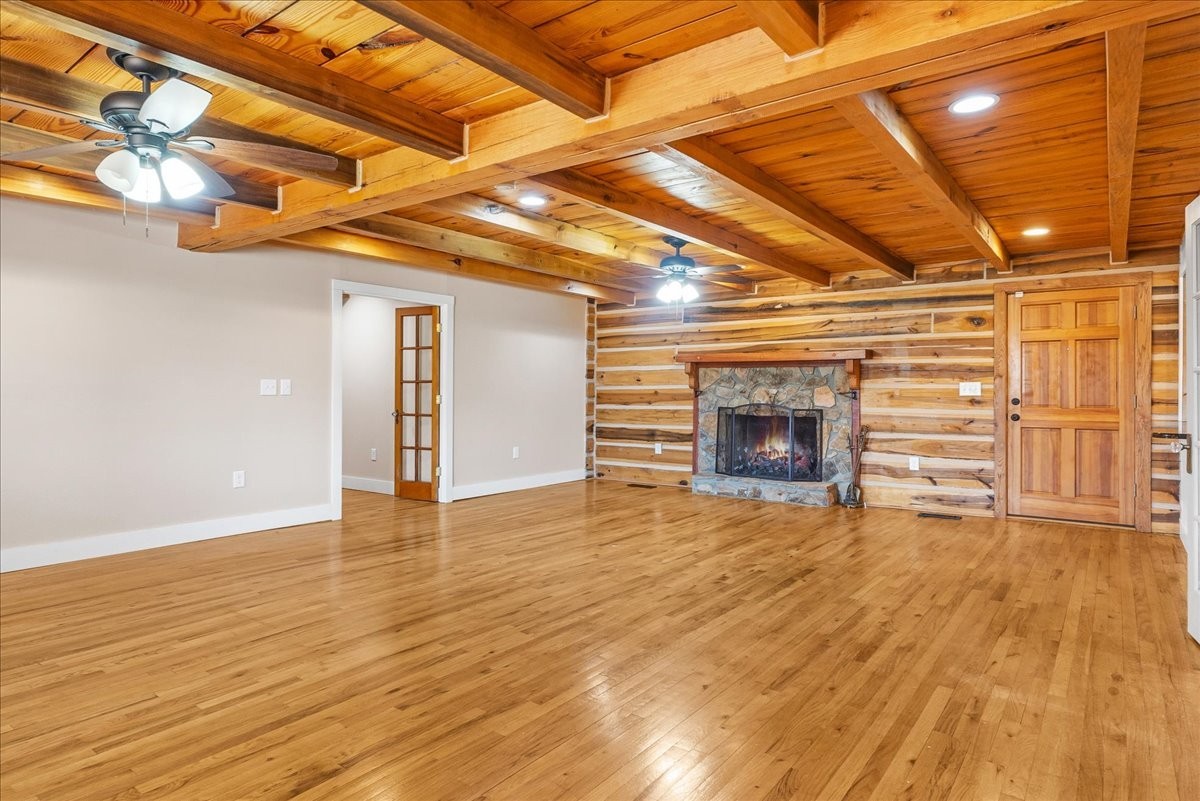312 Roscoe Lynn Rd