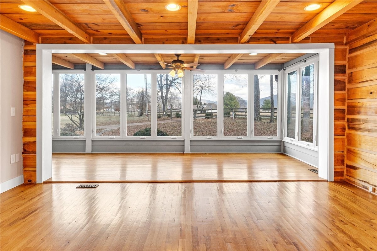 312 Roscoe Lynn Rd