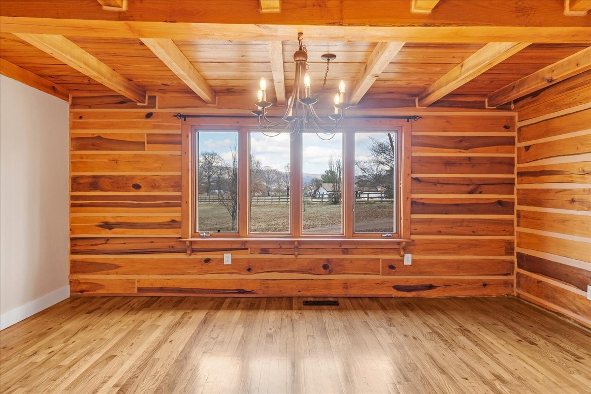 312 Roscoe Lynn Rd