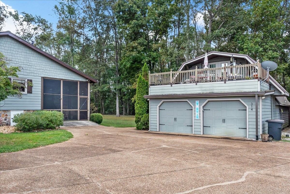 312 Roscoe Lynn Rd