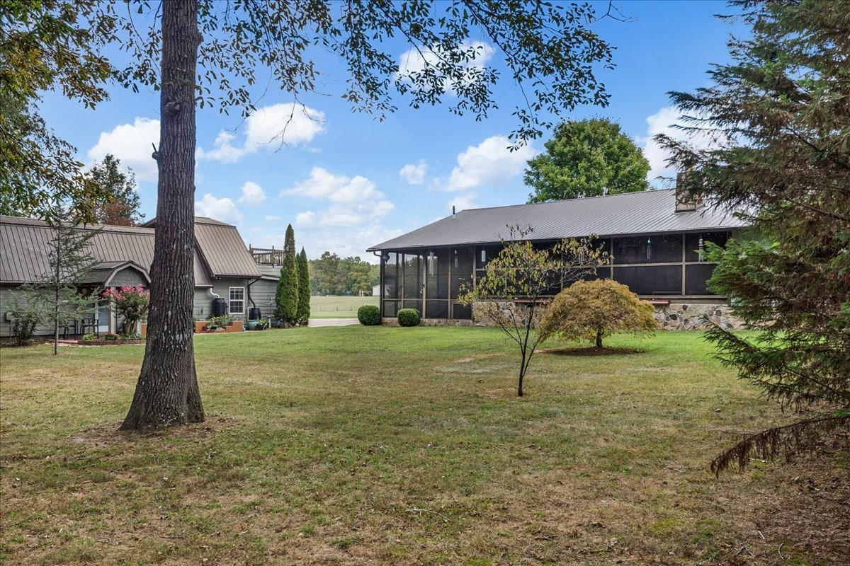 312 Roscoe Lynn Rd