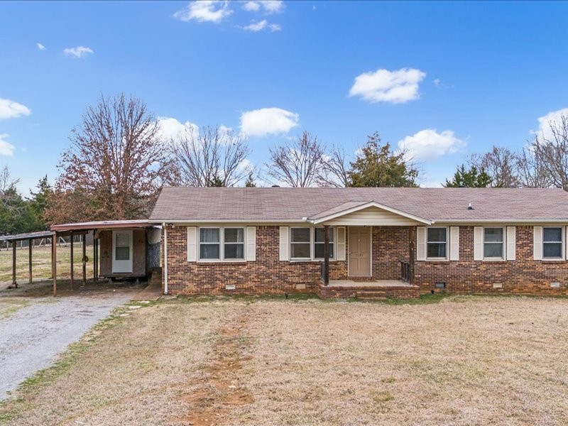 1121 Cranor Rd