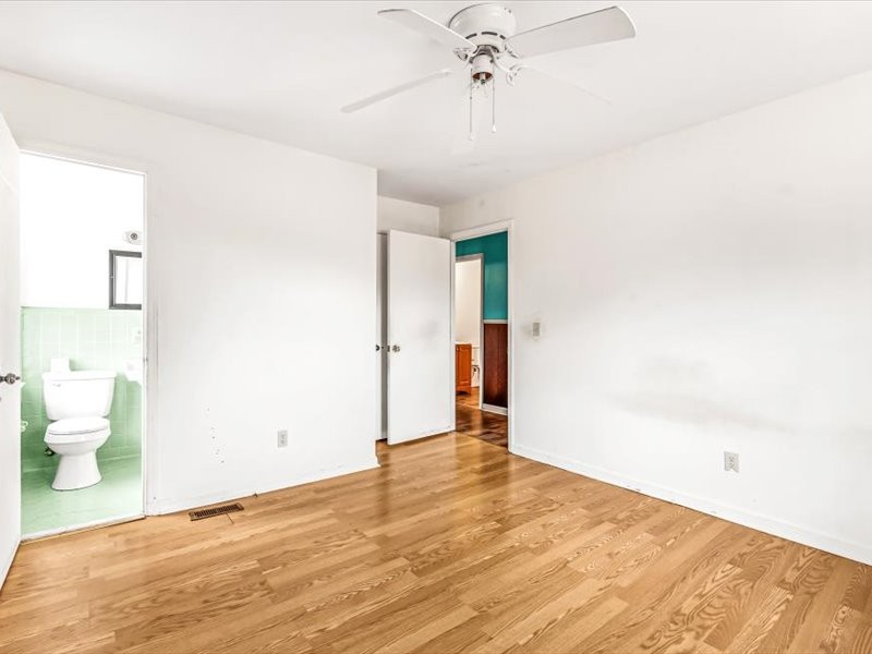 1121 Cranor Rd