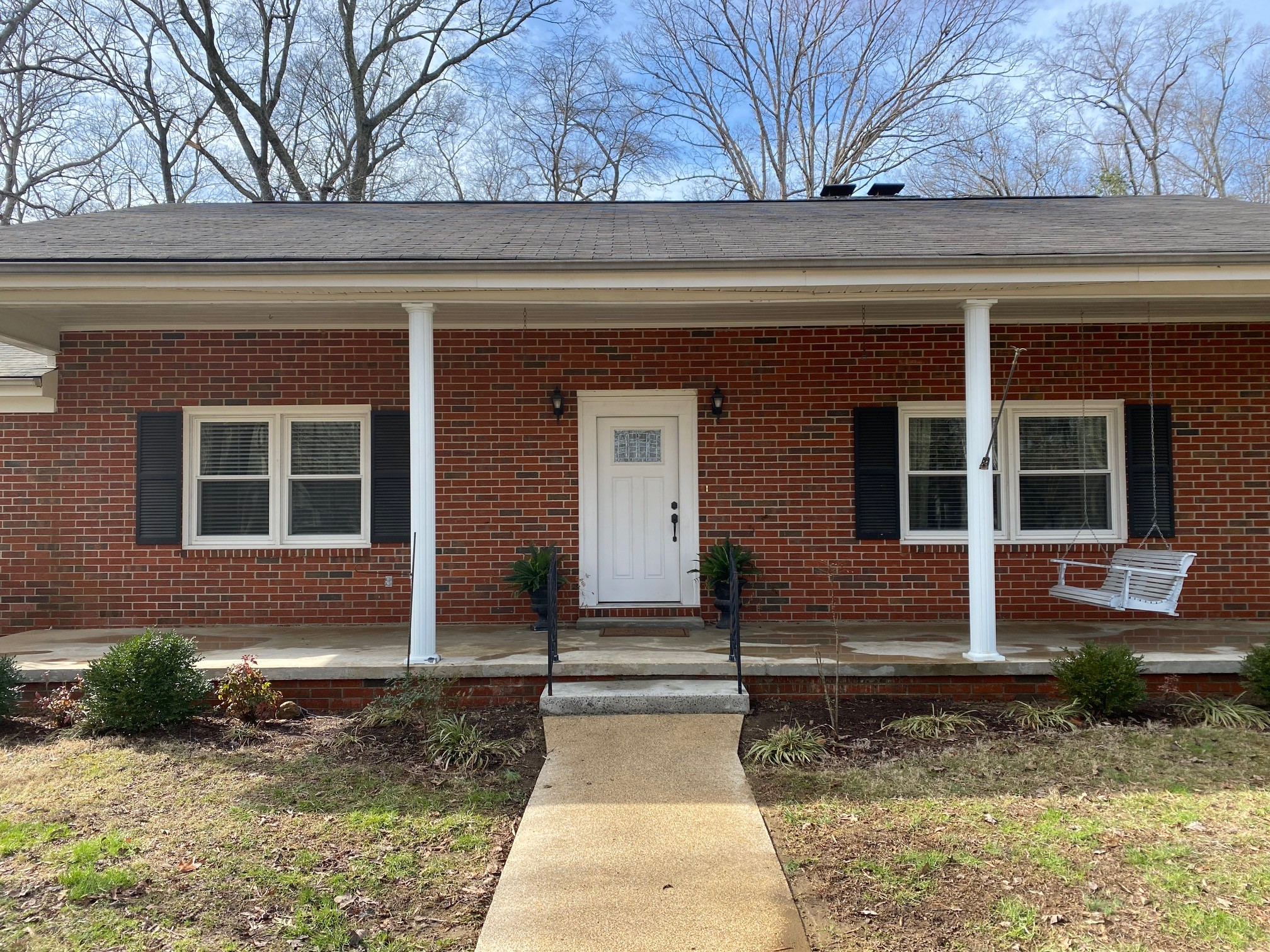 1105 Pickett Dr