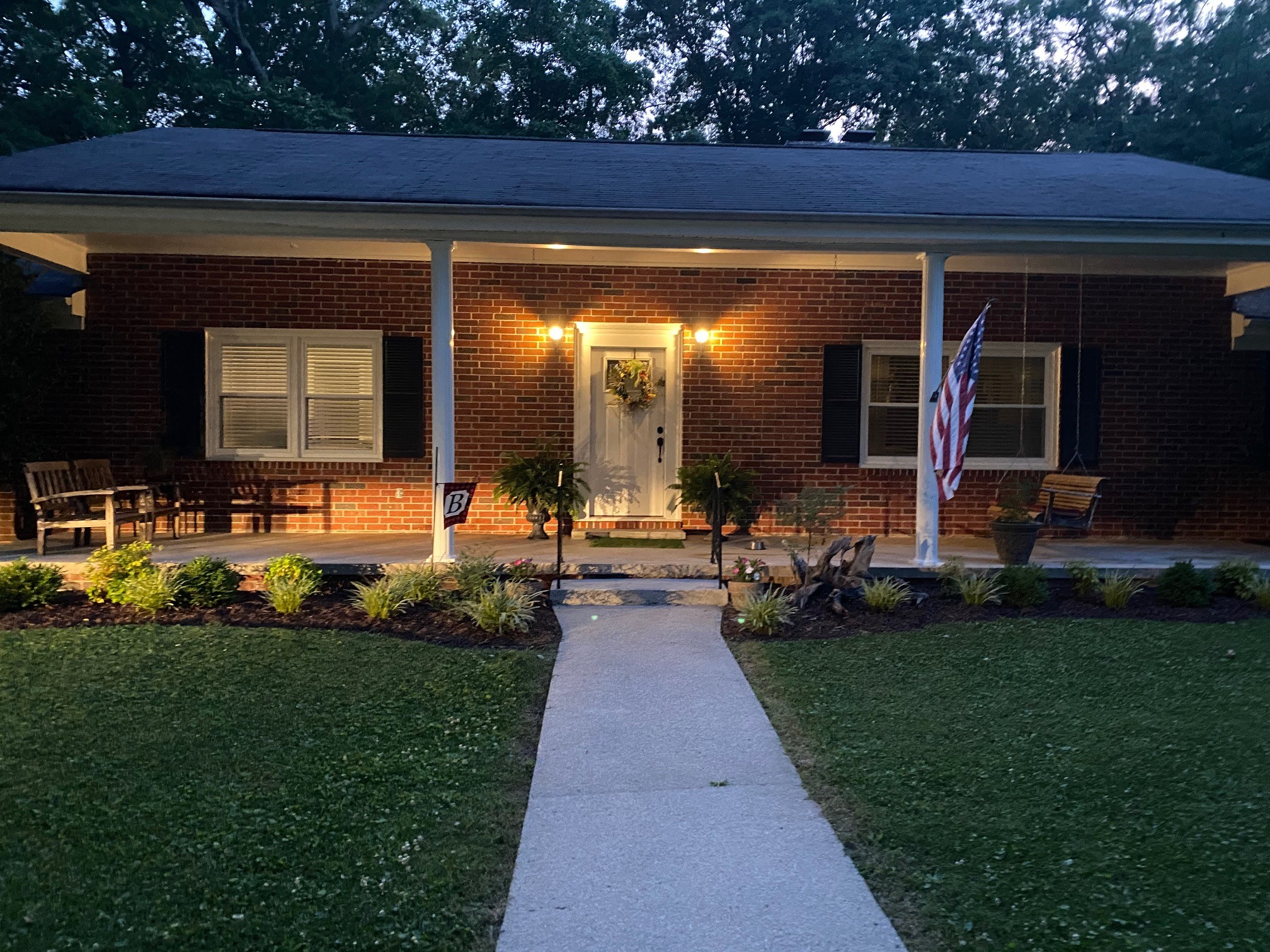 1105 Pickett Dr