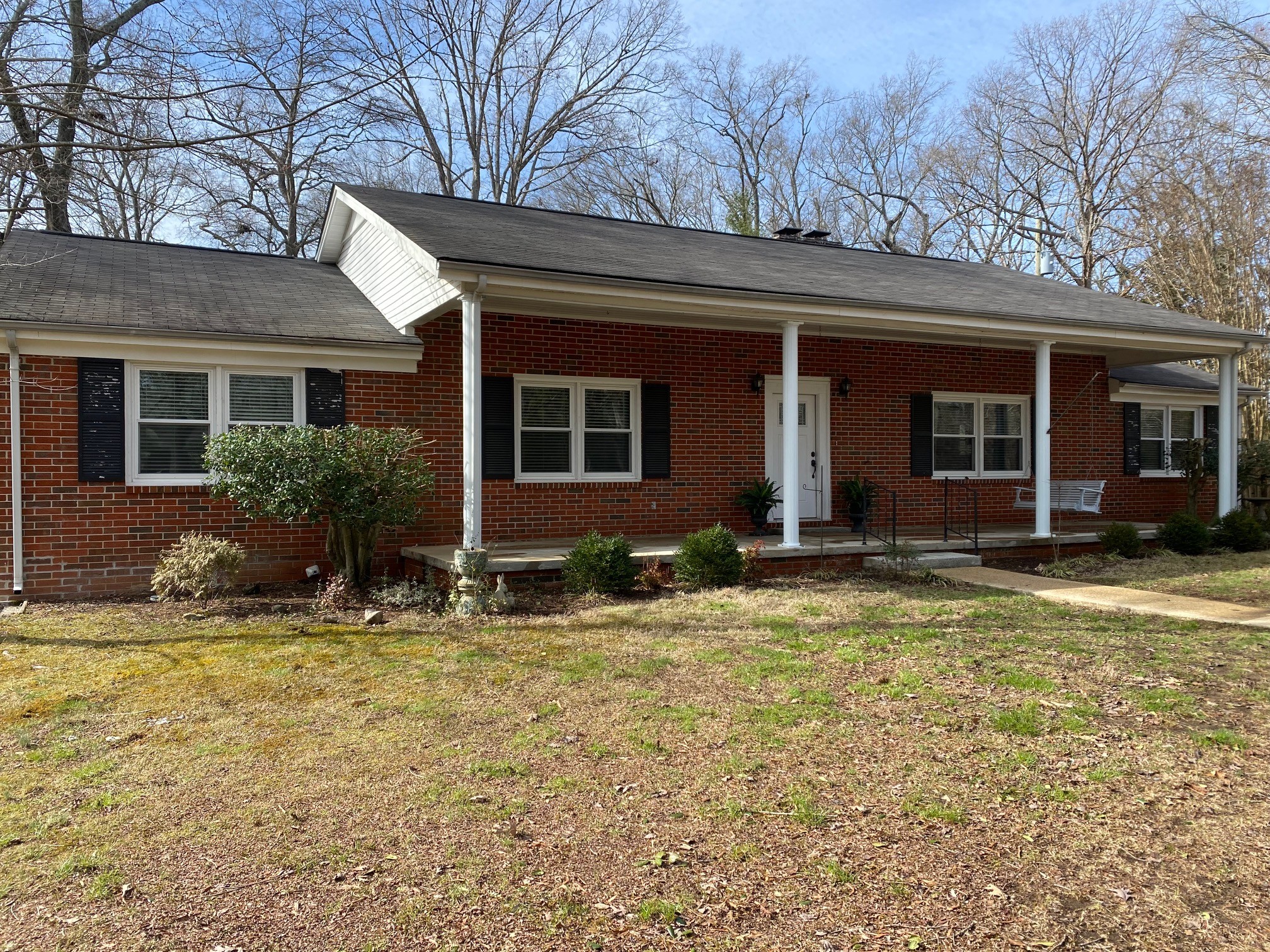 1105 Pickett Dr