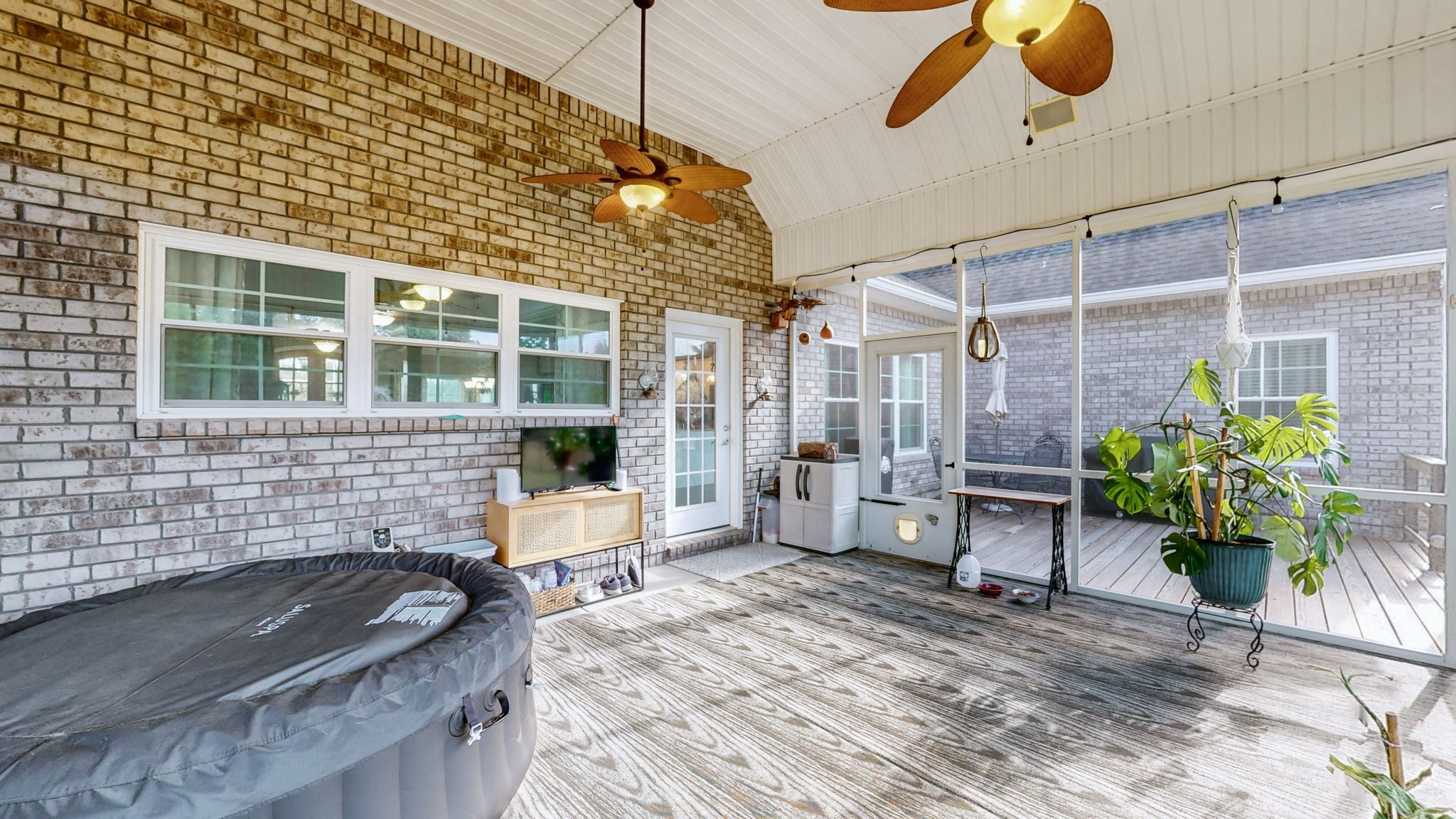 713 Clarence Finney Rd