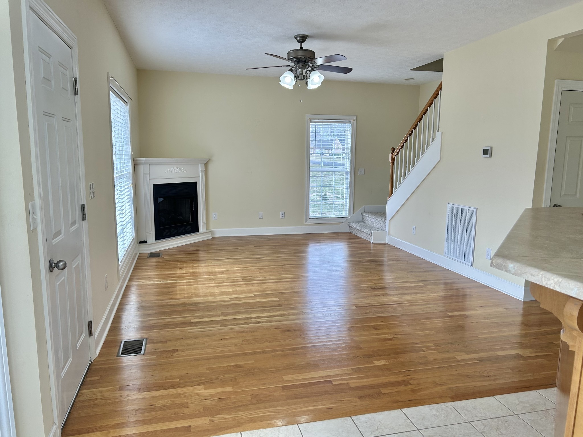 214 Mitchell Ln