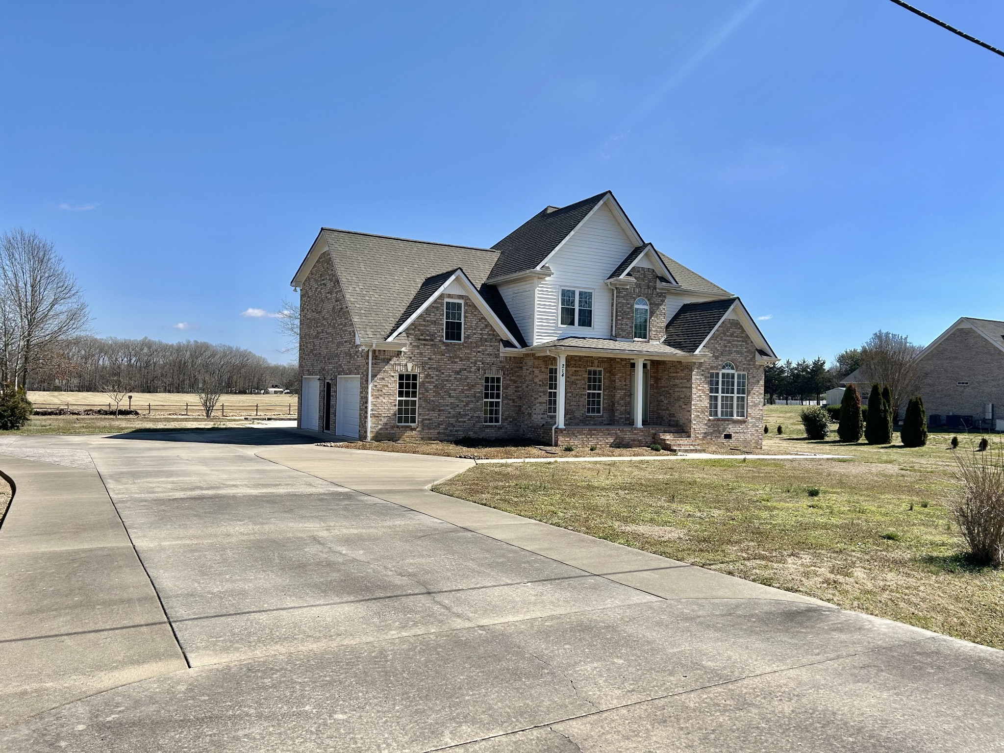 214 Mitchell Ln
