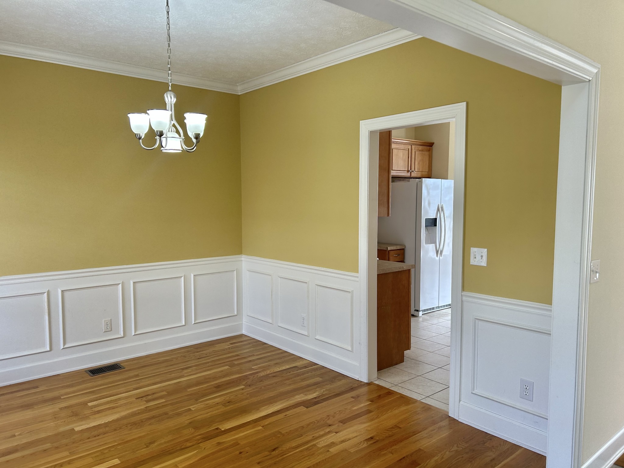 214 Mitchell Ln