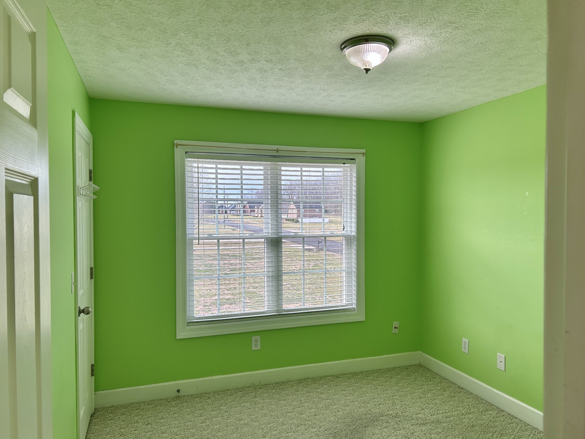 214 Mitchell Ln