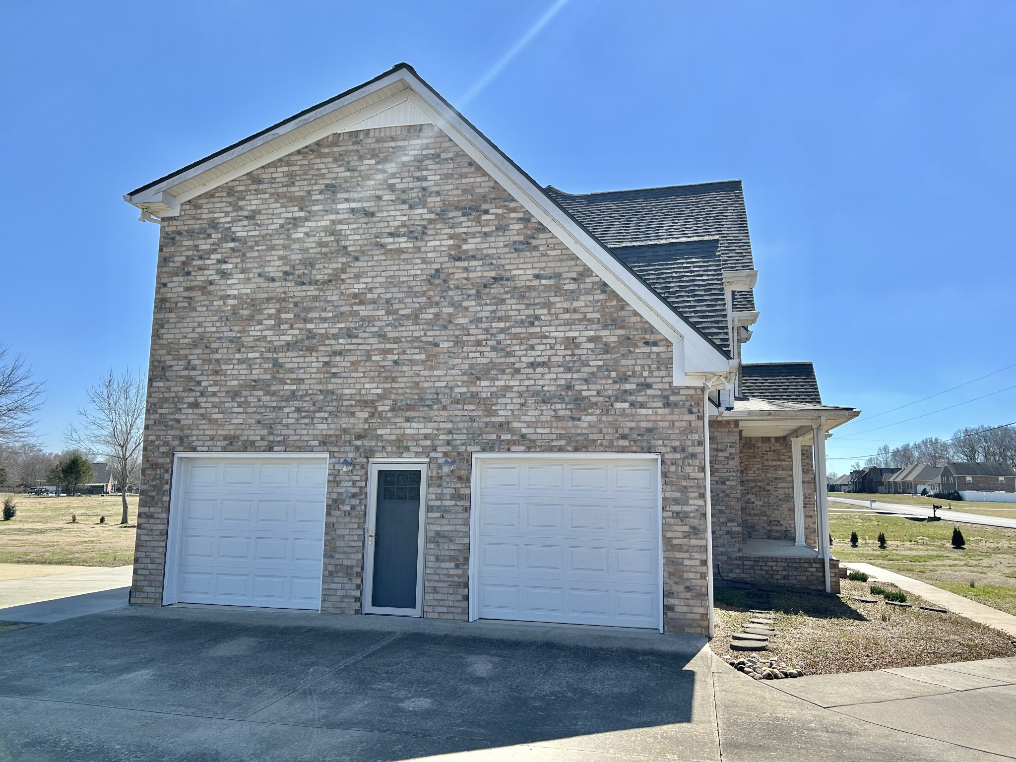 214 Mitchell Ln