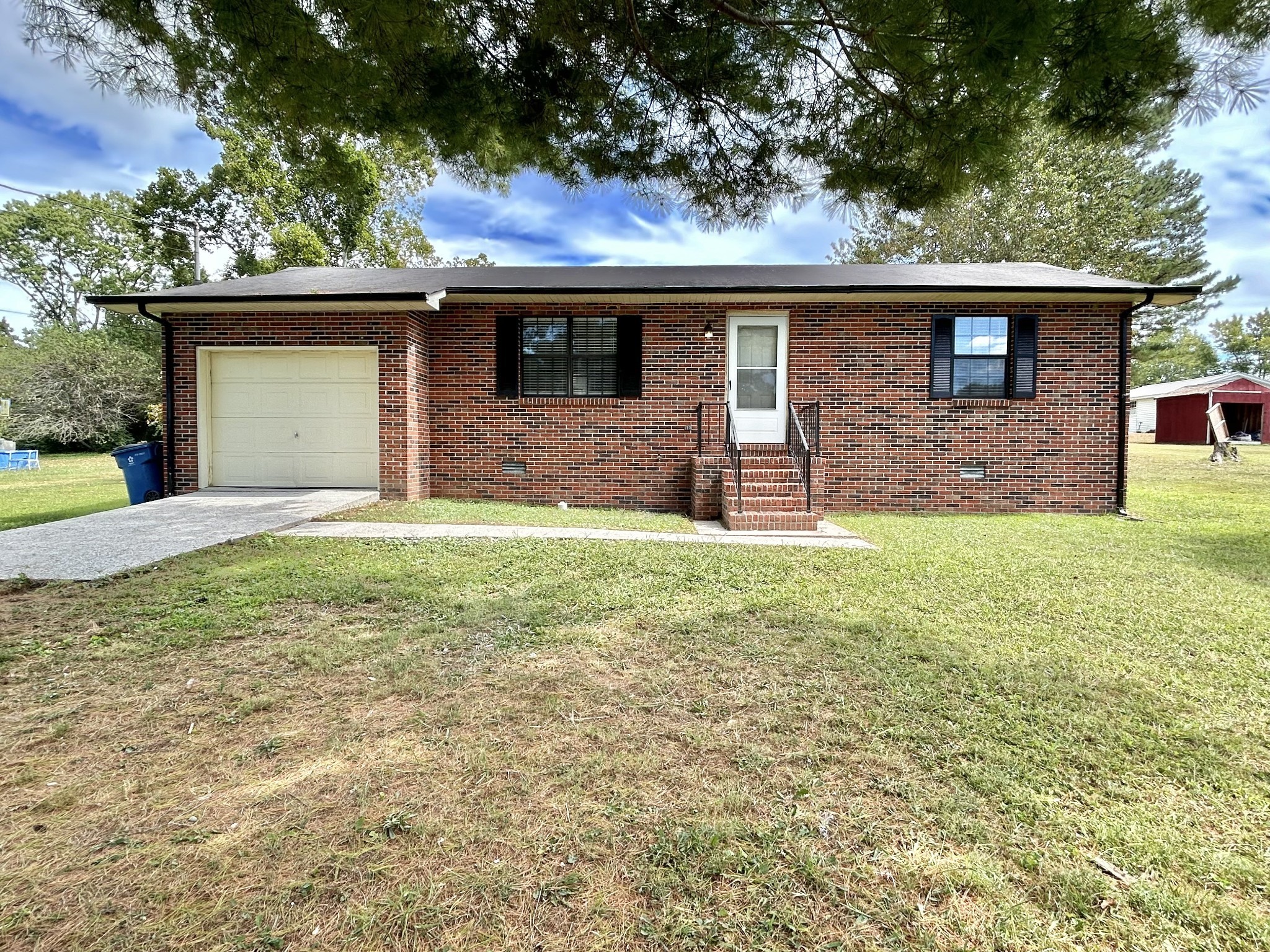 280 Glenburg Dr