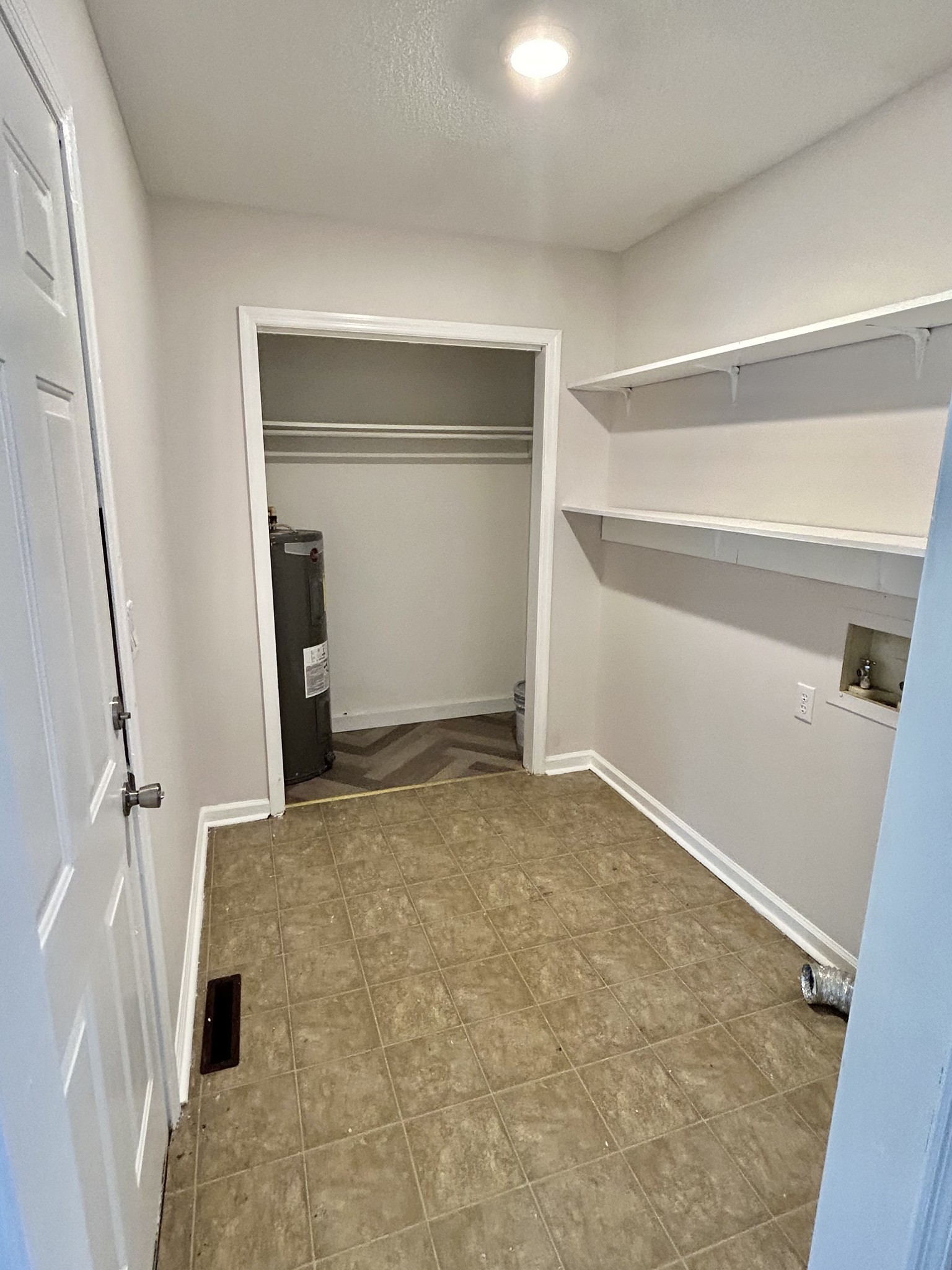 280 Glenburg Dr