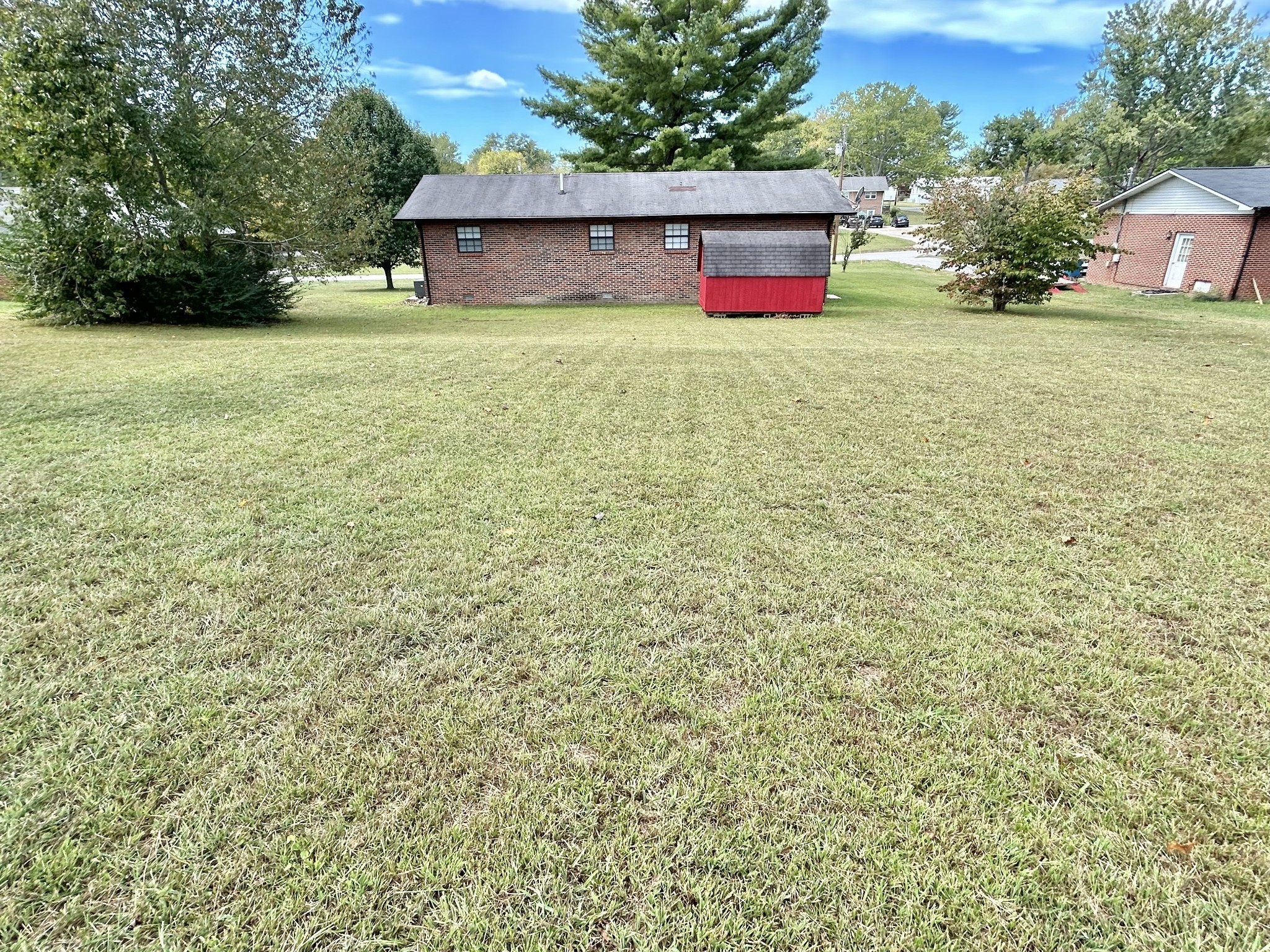 280 Glenburg Dr