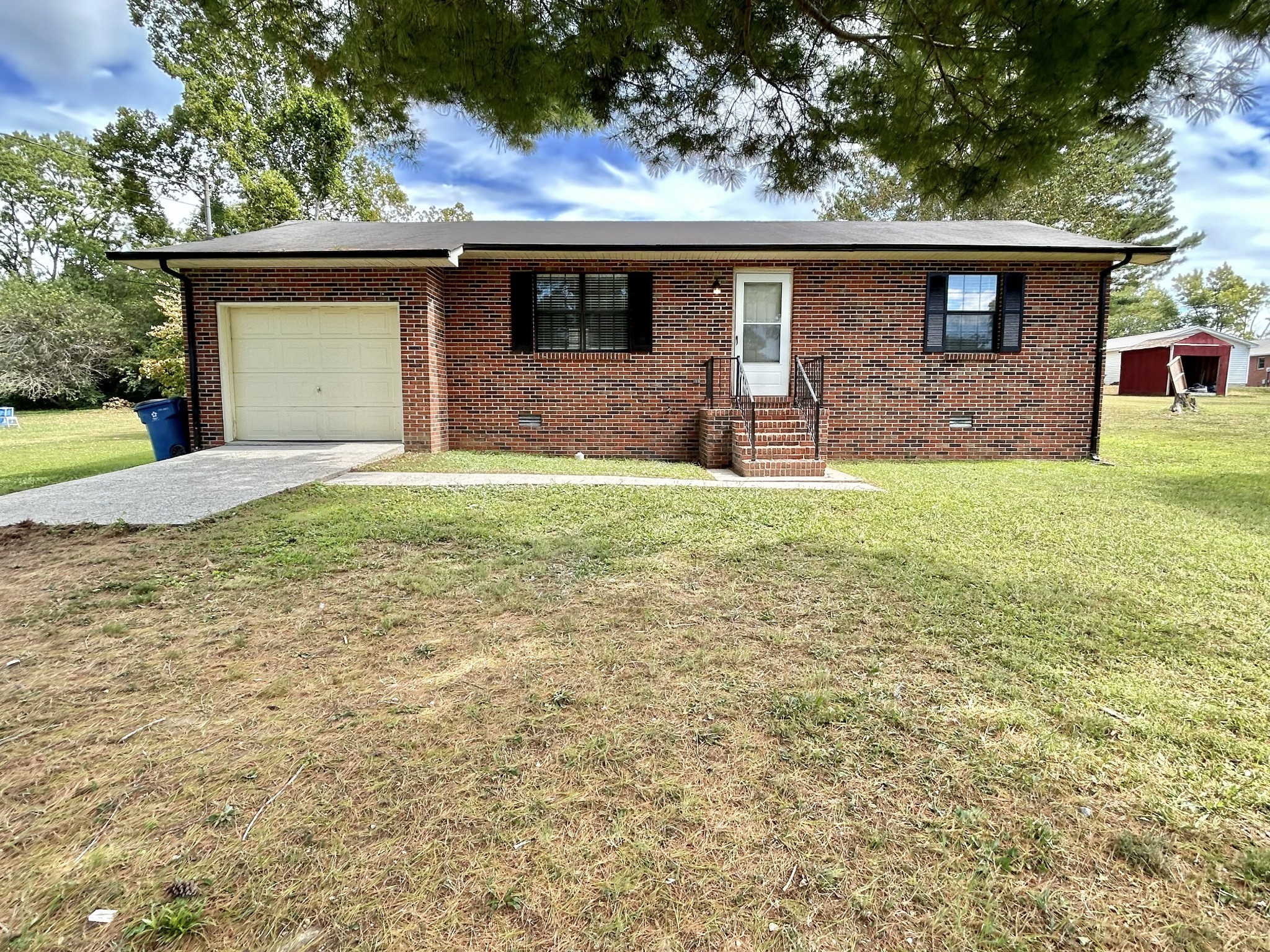 280 Glenburg Dr