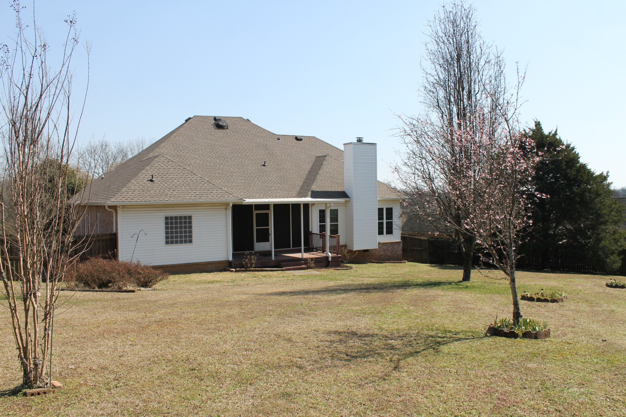 816 Loretta Dr