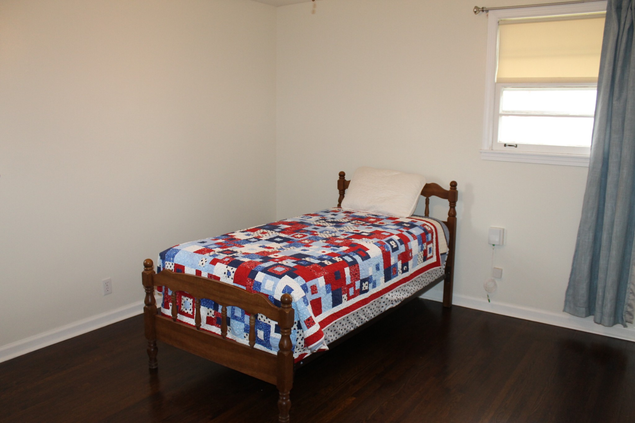 172 Chippendale Dr