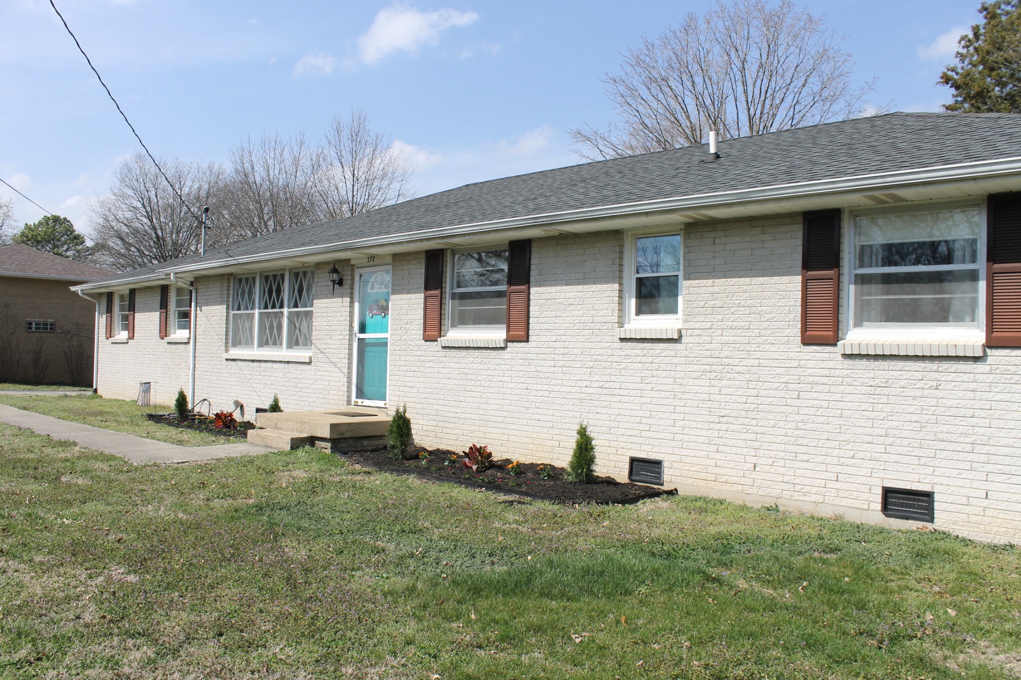 172 Chippendale Dr