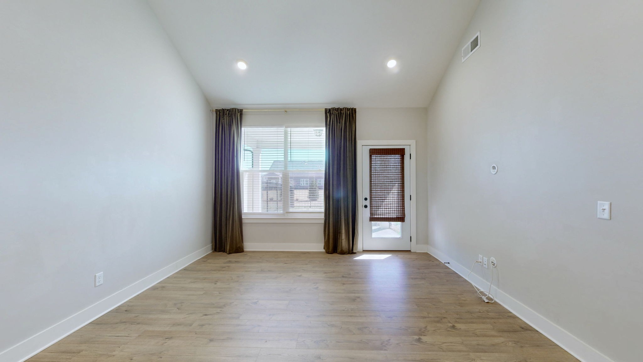2625 Leawood Ct