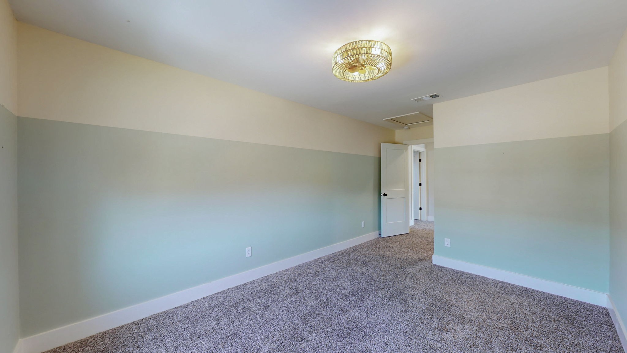 2625 Leawood Ct