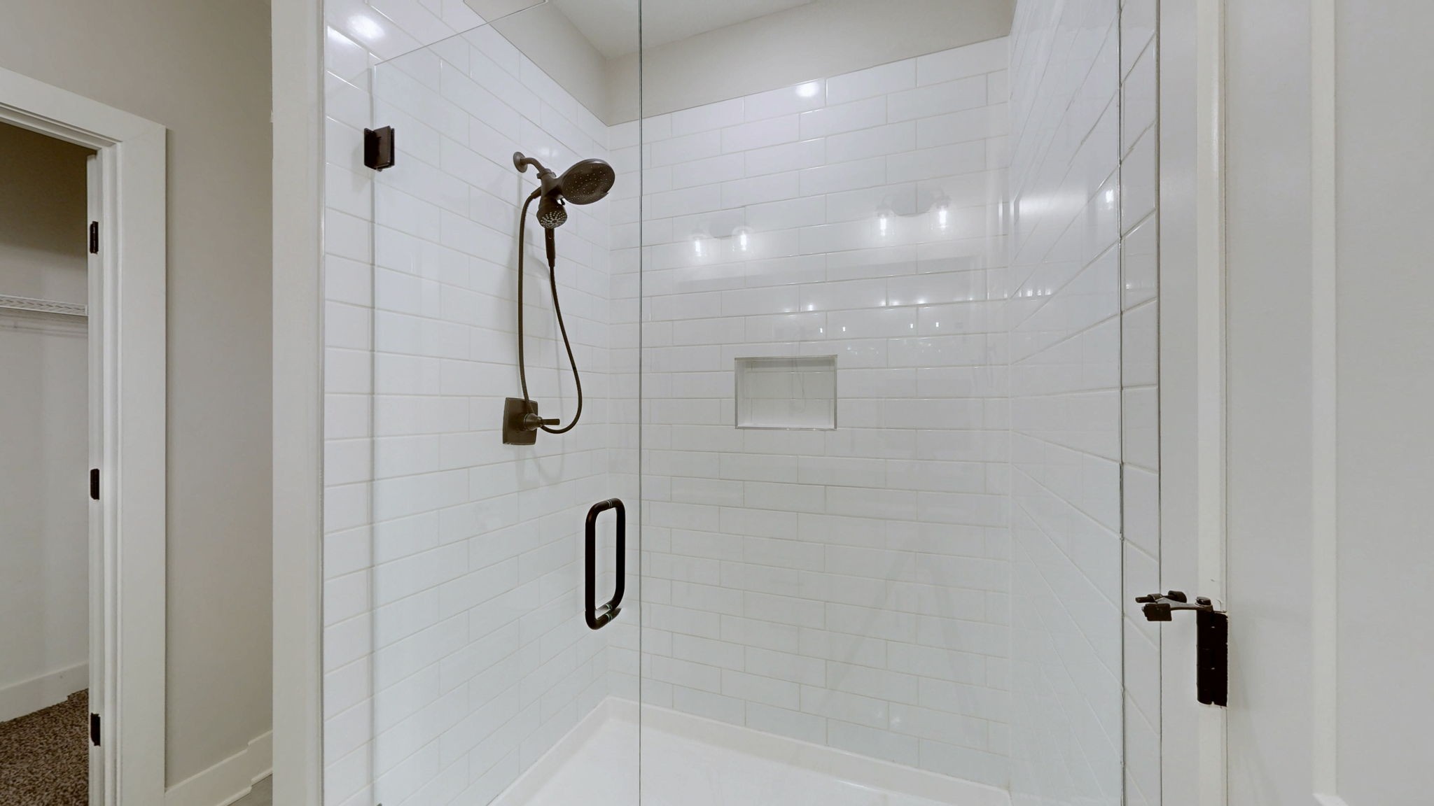 2625 Leawood Ct