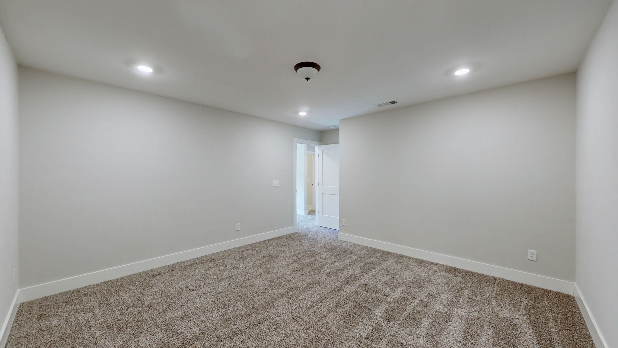 2625 Leawood Ct