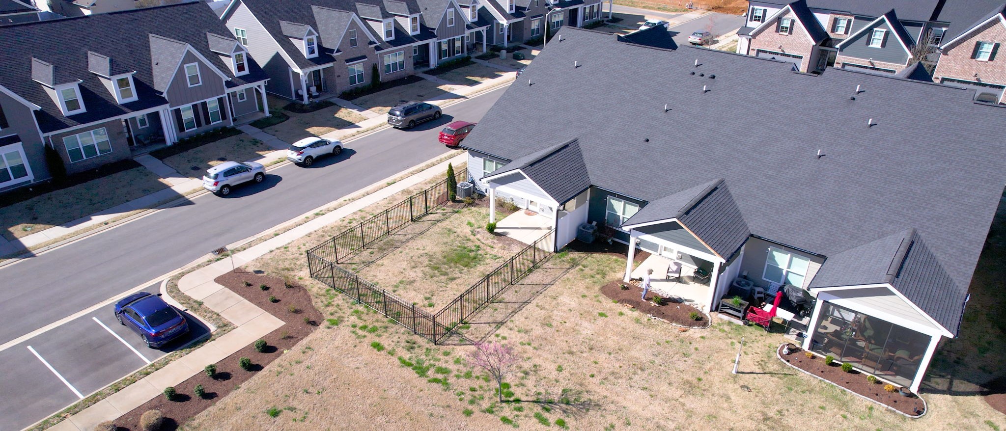 2625 Leawood Ct