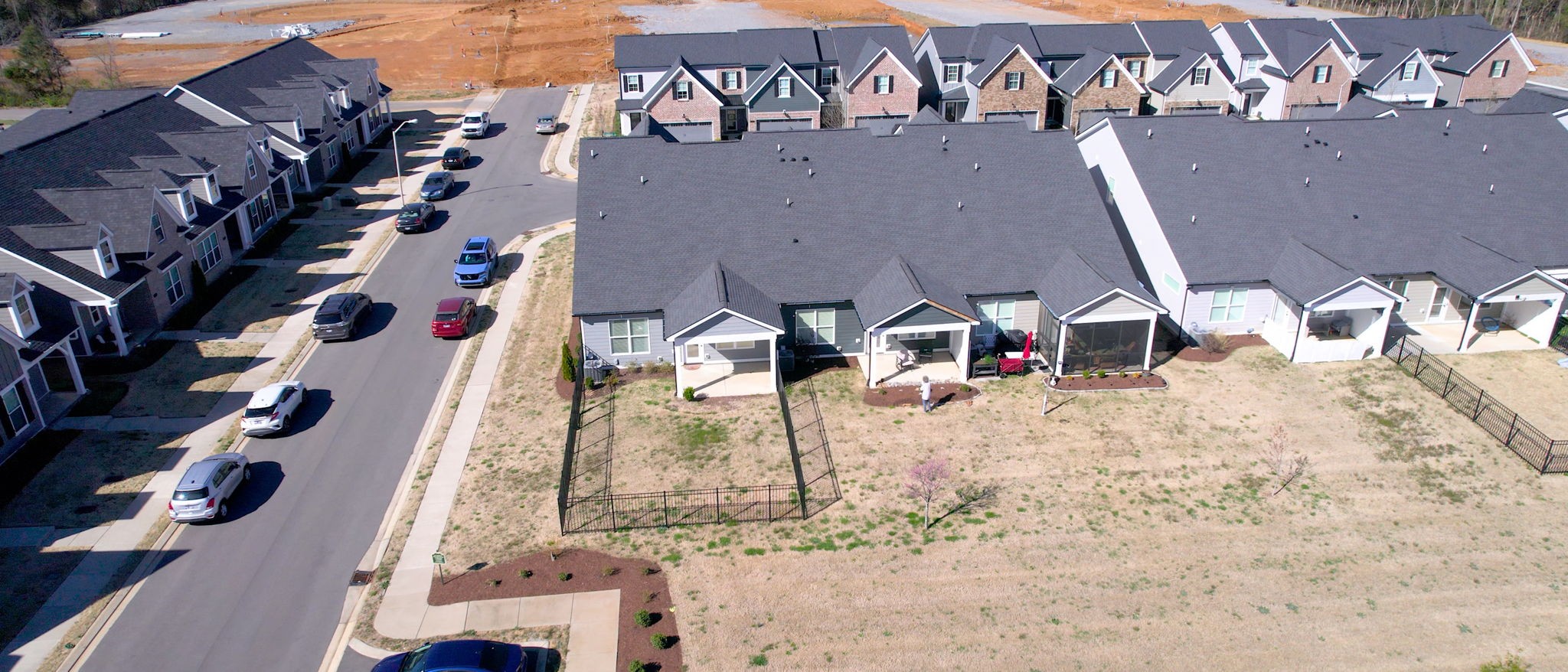 2625 Leawood Ct