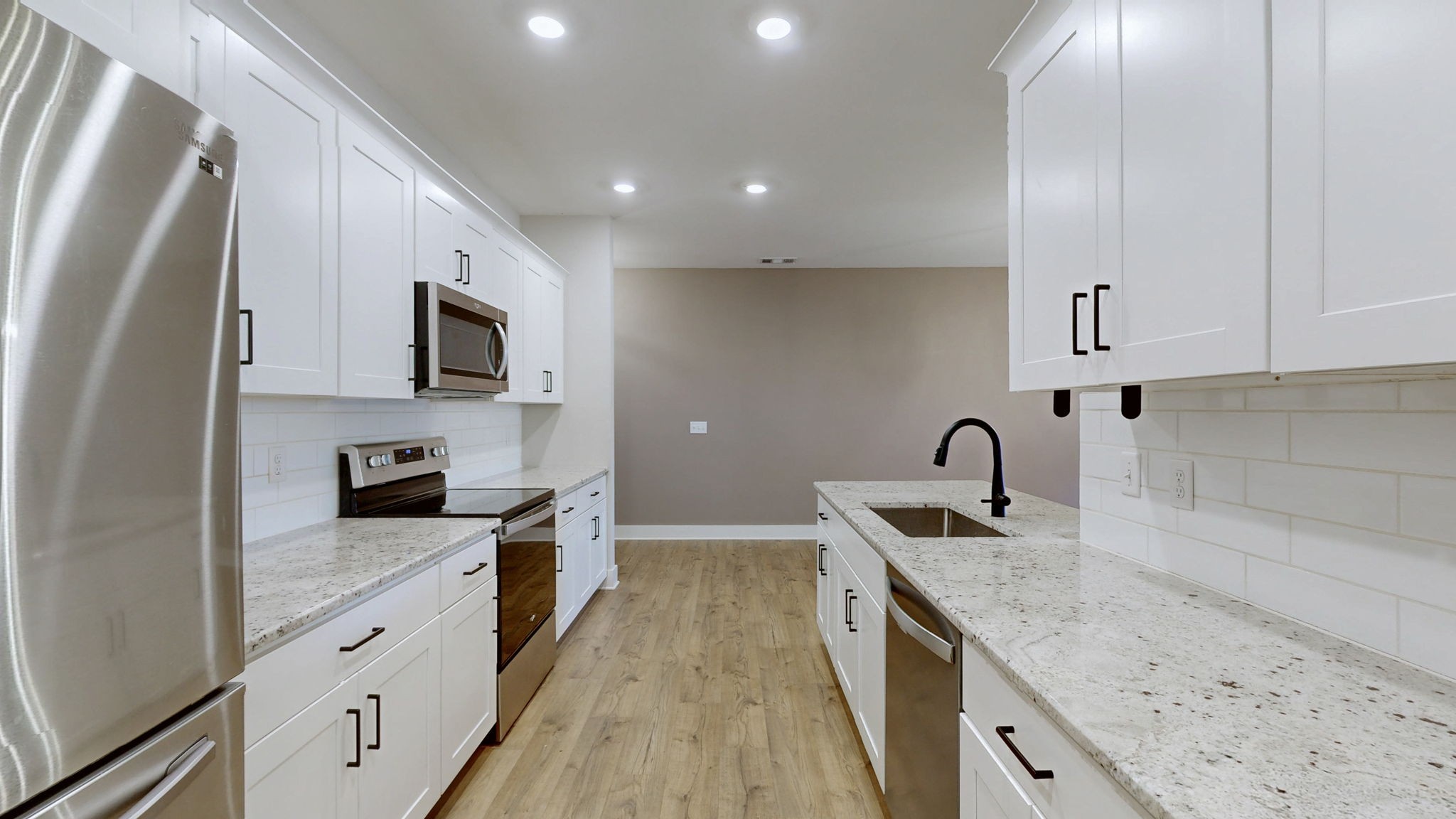 2625 Leawood Ct