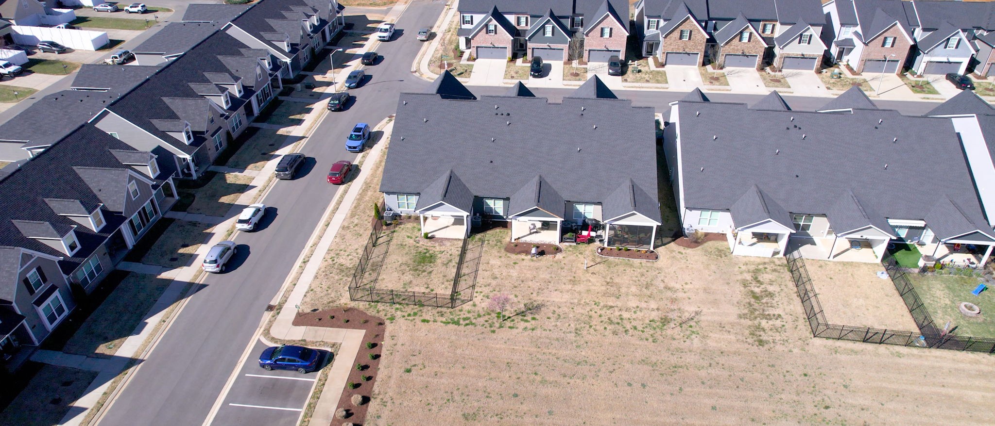 2625 Leawood Ct