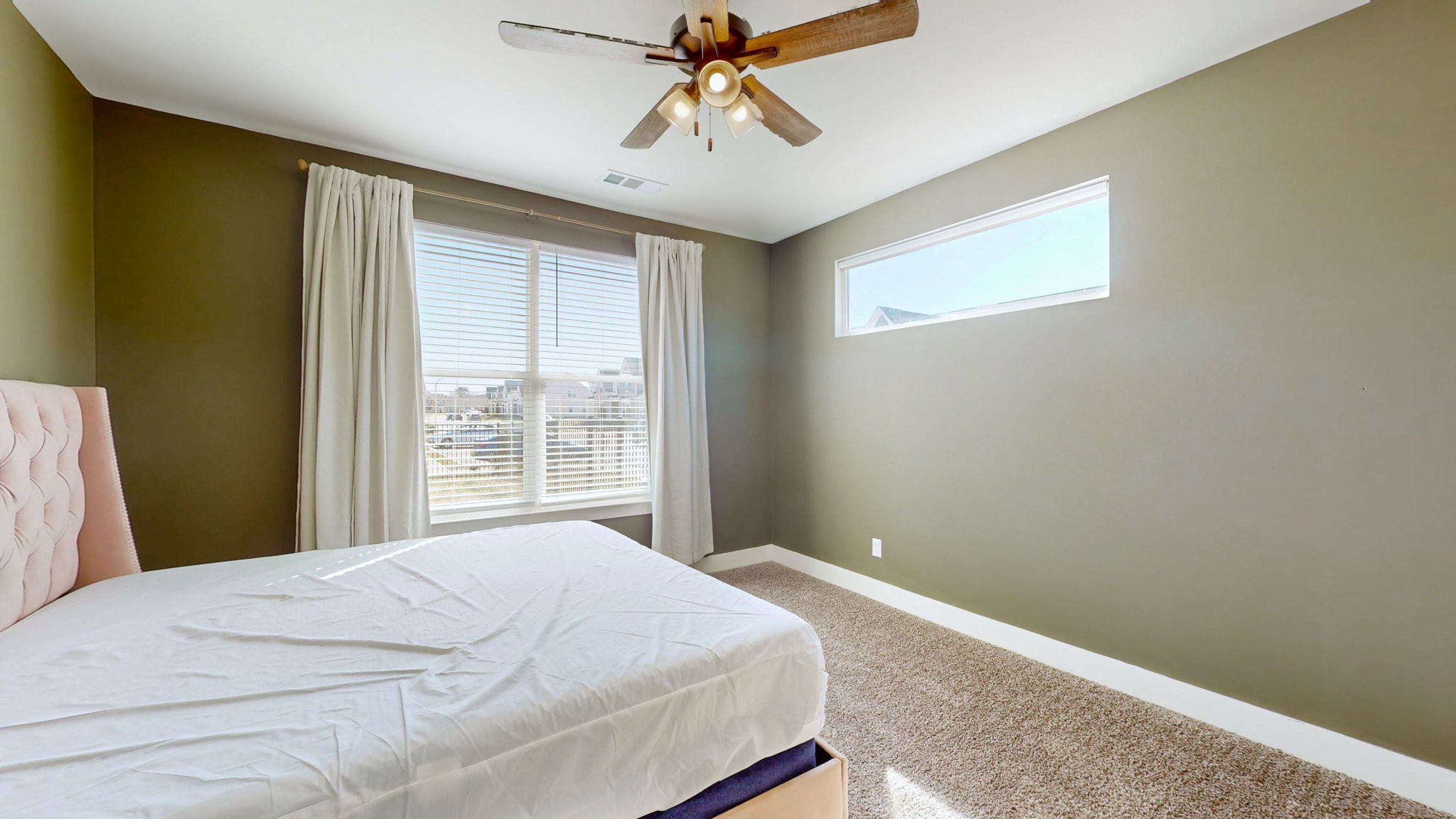 2625 Leawood Ct