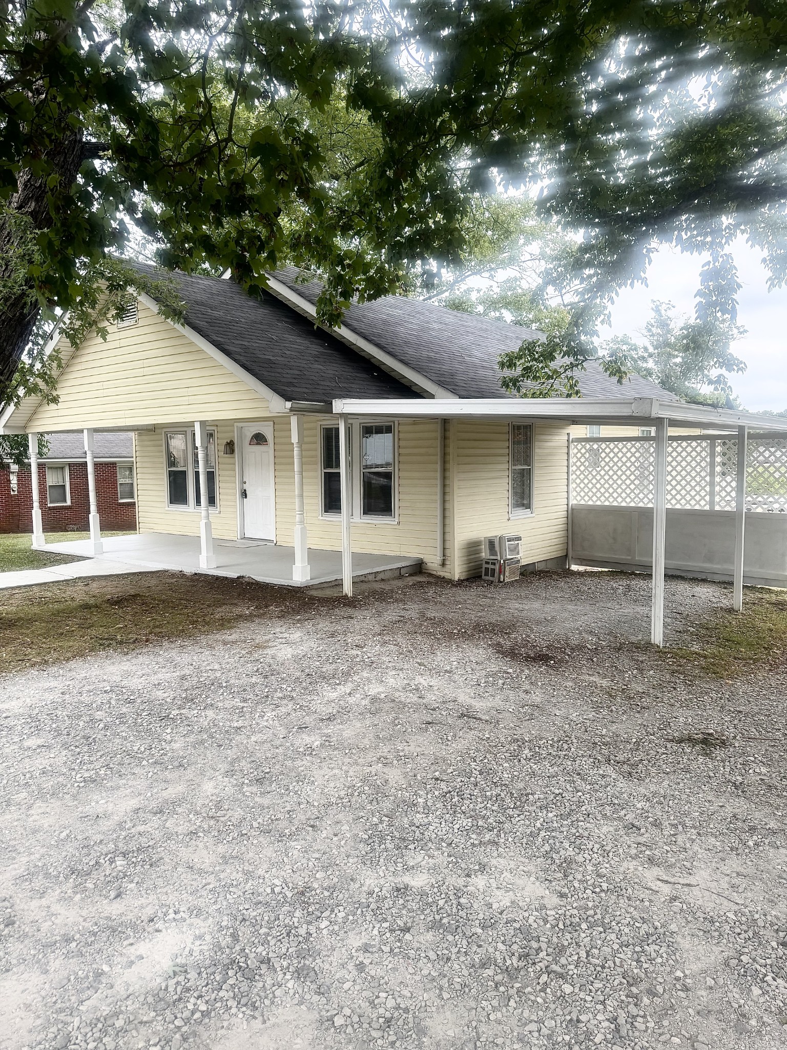 803 Mill St
