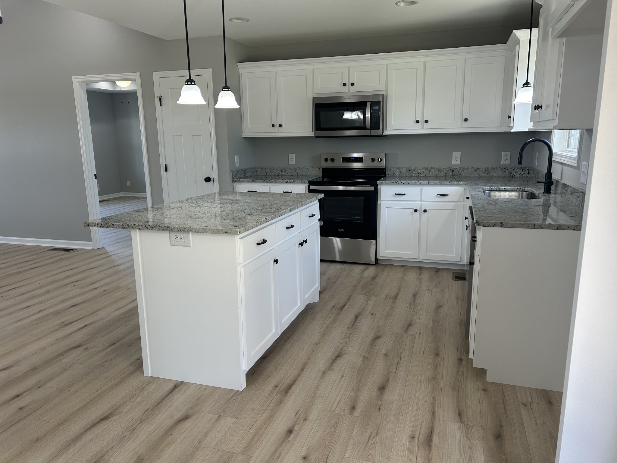 348 Randall Ln