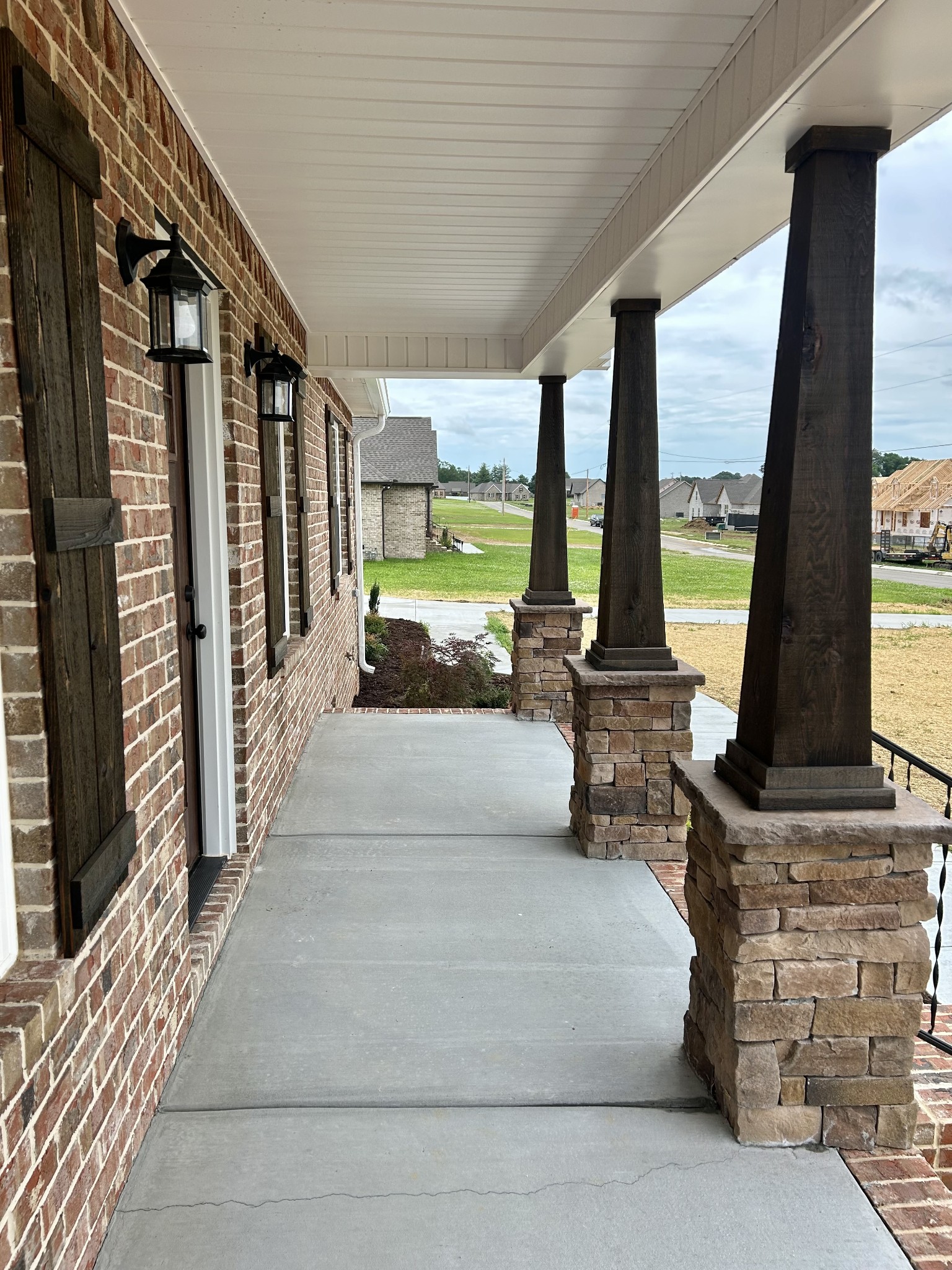 348 Randall Ln