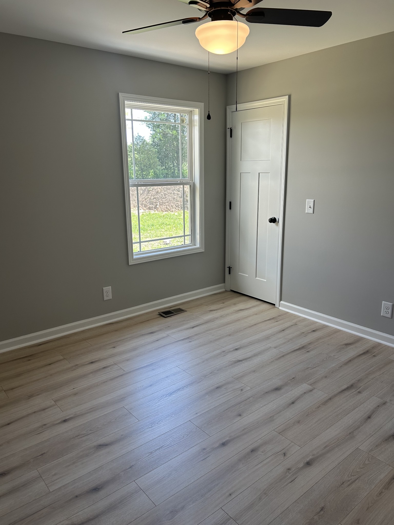 348 Randall Ln