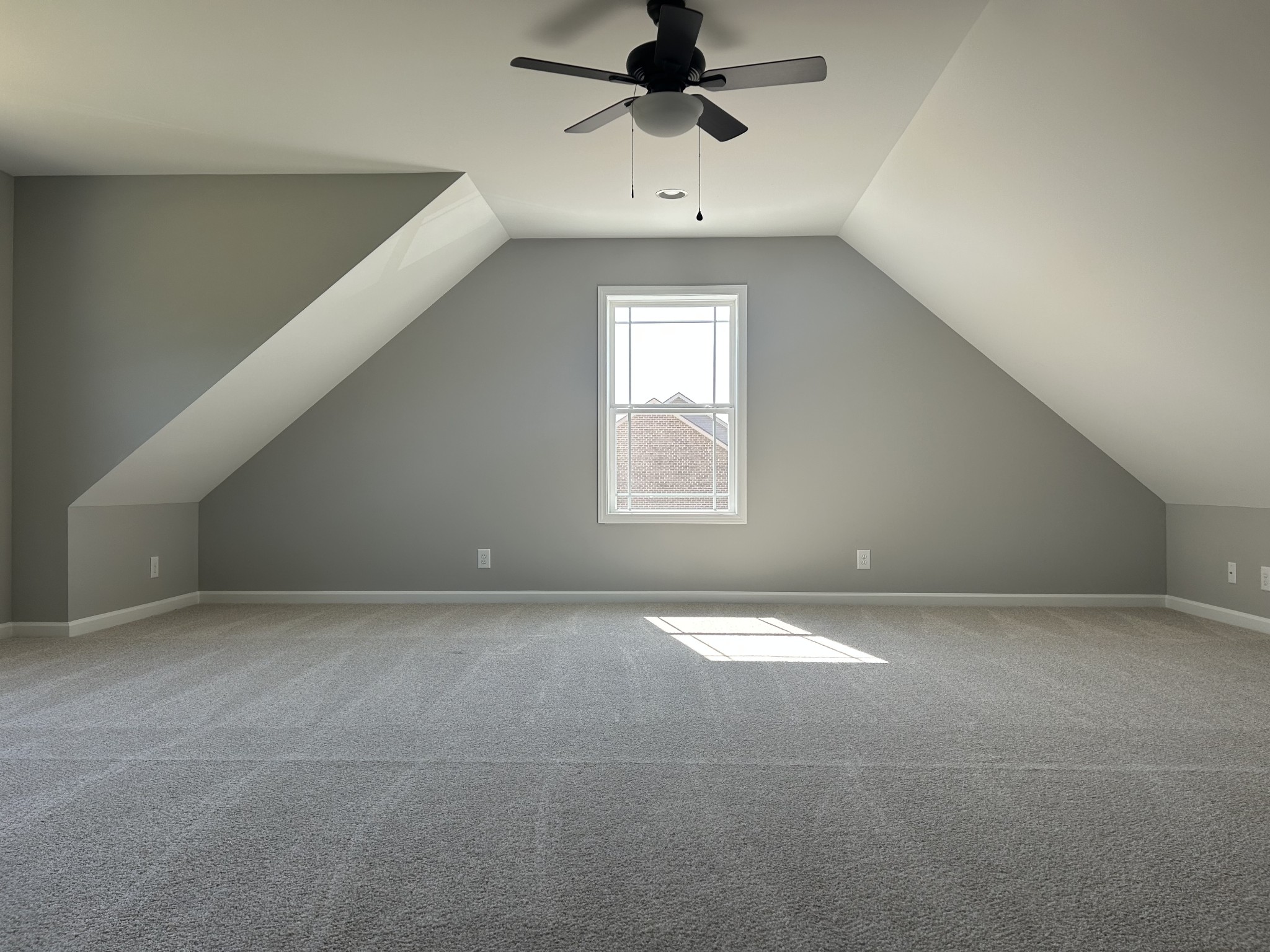 348 Randall Ln
